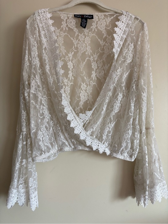 Polly & Esther Tops - Polly & Esther Ivory Lace Top with Scalloped Trim